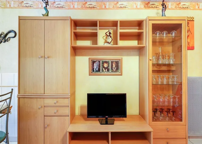 Le Genois By Interhome