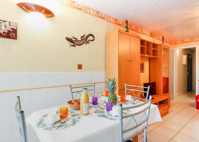 Le Genois By Interhome